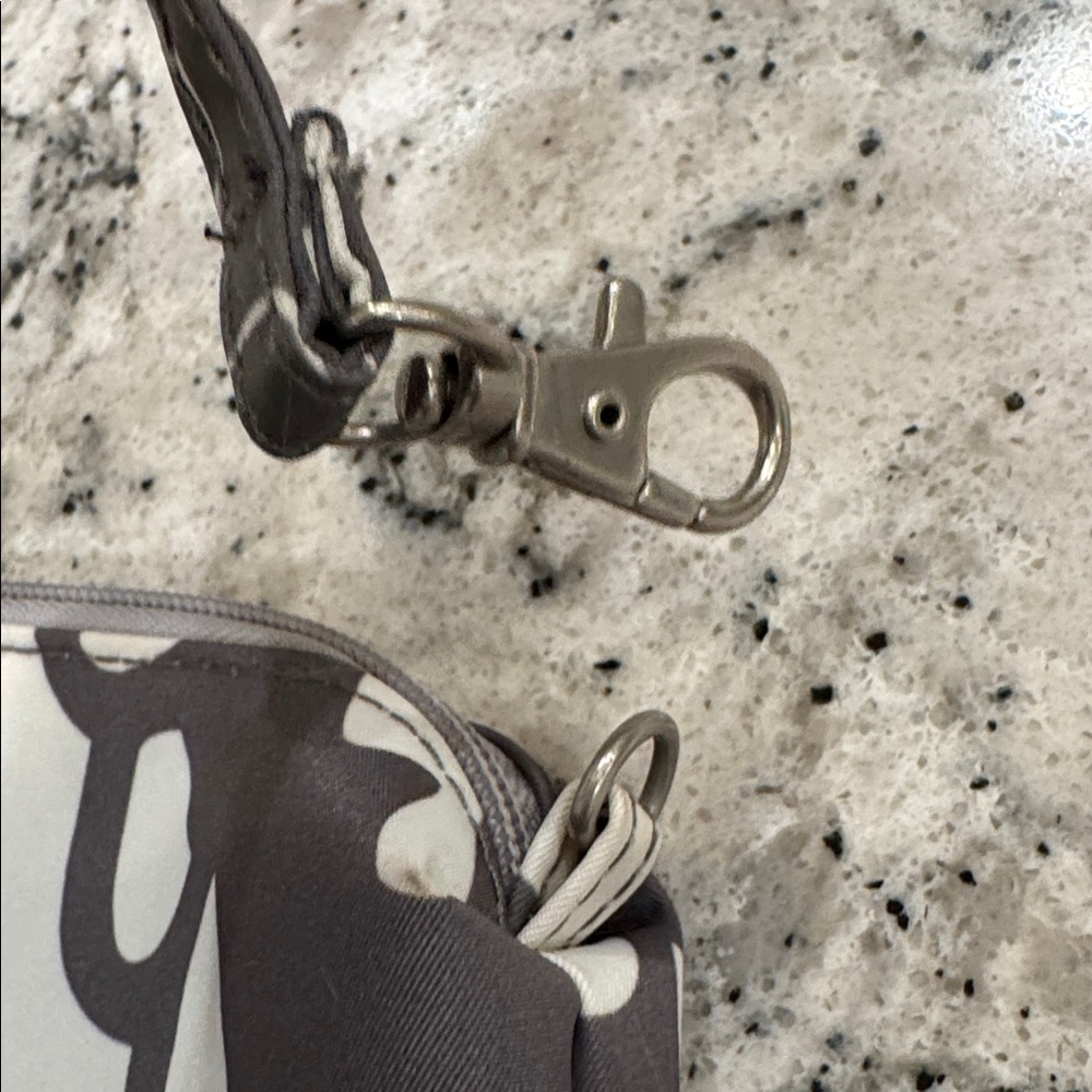 Ju-Ju-Be BeQuick Floral Clutch Accessory Bag Gray and White with Teal Interior - Picture 6 of 16